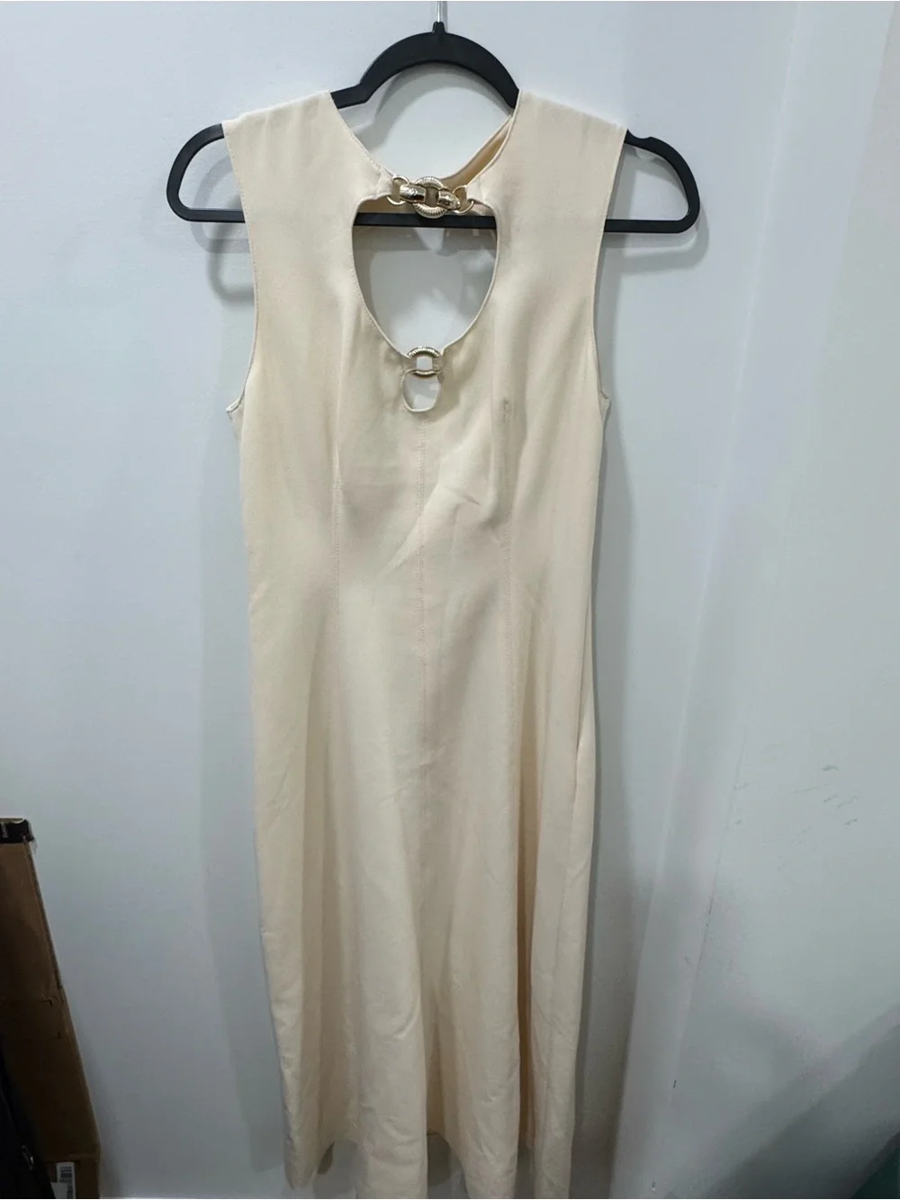 NWT Nocturne Cut-Out Midi Dress Sleeveless Keyhole Ivory Size M 🔥🔥🔥